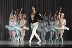 Corps-de-Ballet-Swan-Lake-Act-2