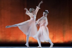 ART: Moon & Stars | ..Friday Evening Rehearsal --..Berlioz Fantastique.Choreographie: Gretchen Bernard-Newburger.Choreographie-Assistenz: Belinda Oetiker